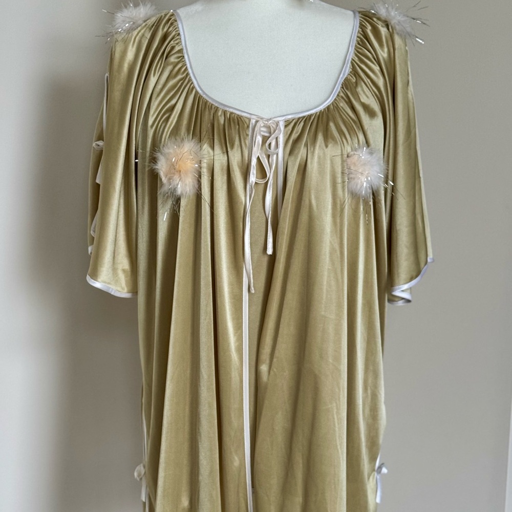 NWT DEAD ATOCK Vintage Memories Satin 3-Piece Lingerie Set Glam Pom Poms L/XL